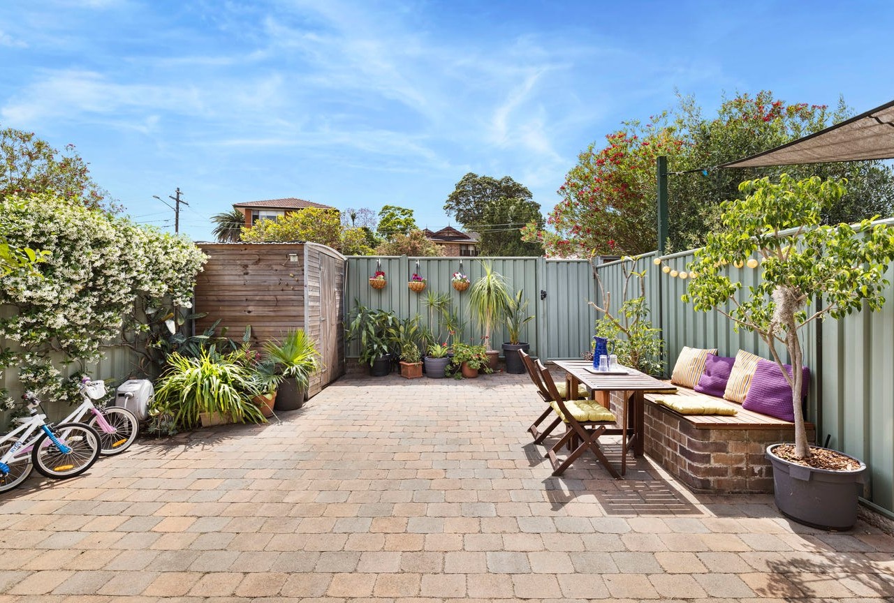 11 Hollands Avenue, Marrickville, NSW 2204